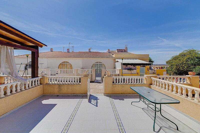 2 Cuarto Villa en venta