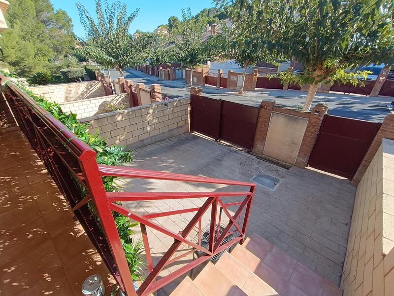 Villa à vendre dans La Nucia, Alicante