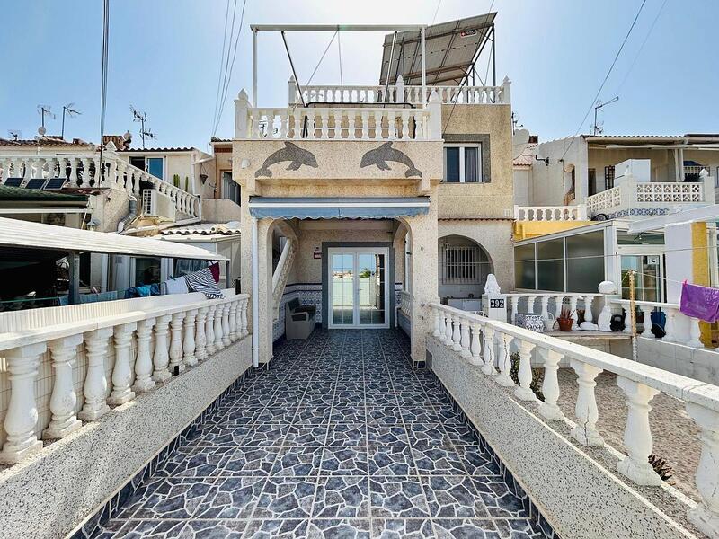 Townhouse for sale in Torrevieja, Alicante