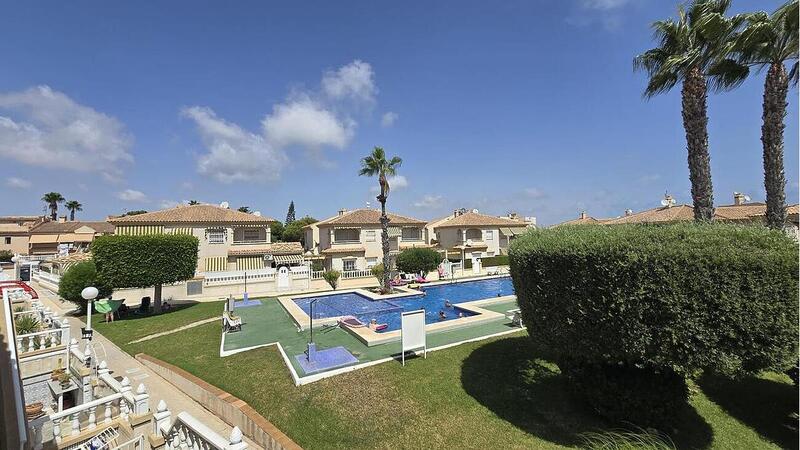 Townhouse for sale in Torrevieja, Alicante