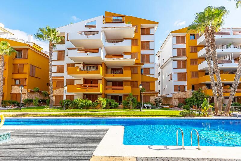 Apartamento en venta en Punta Prima, Alicante