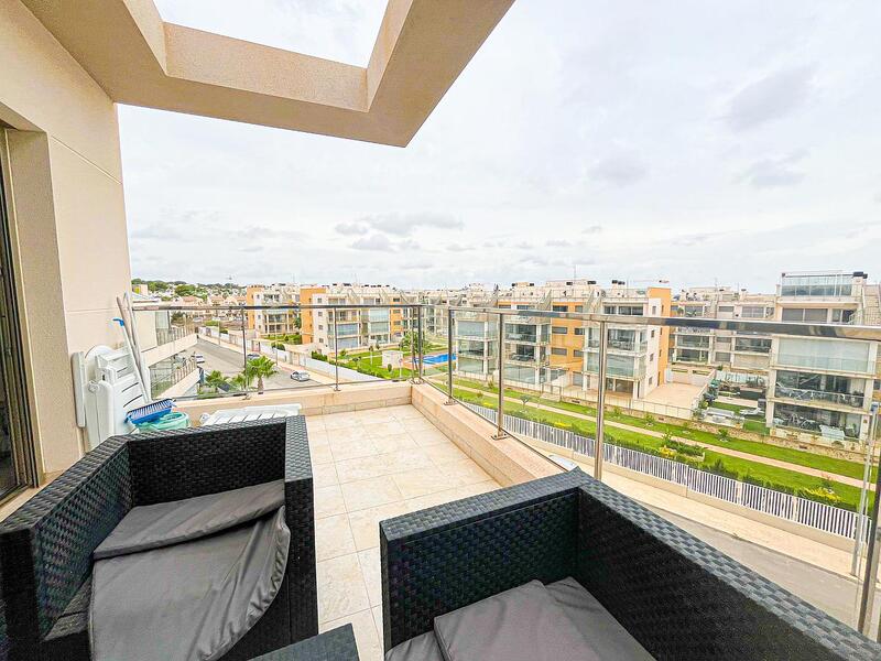 3 bedroom Apartment for sale