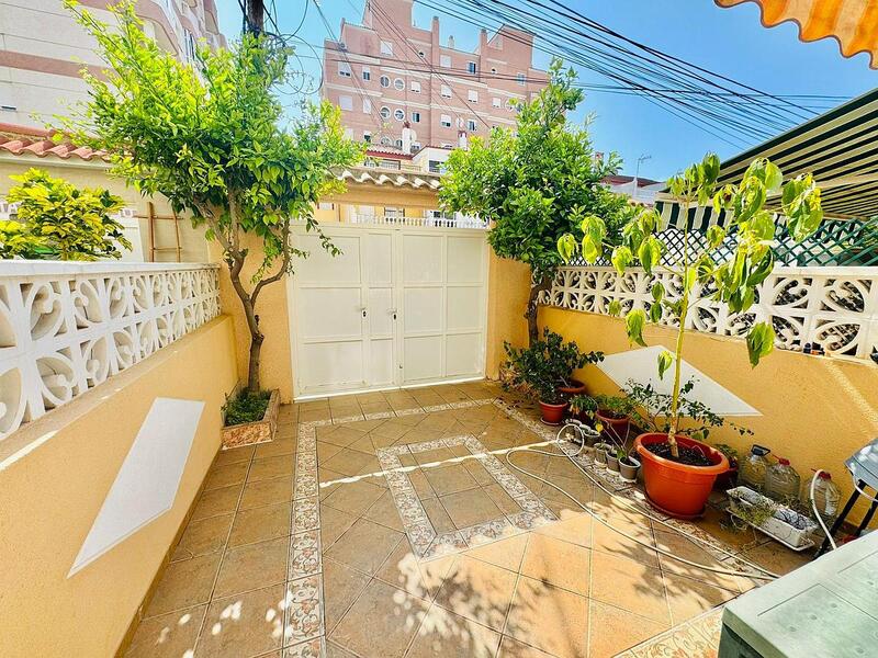 Townhouse for sale in Torrevieja, Alicante