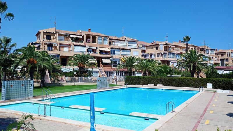 Appartement zu verkaufen in Torrevieja, Alicante