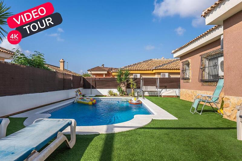 вилла продается в Santiago y Zaraiche, Murcia