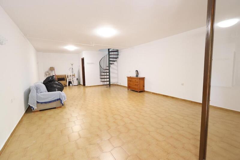 3 Schlafzimmer Stadthaus zu verkaufen