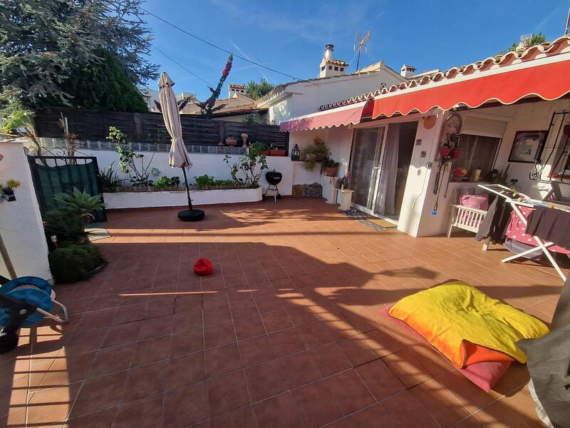 Townhouse for sale in Teulada, Alicante