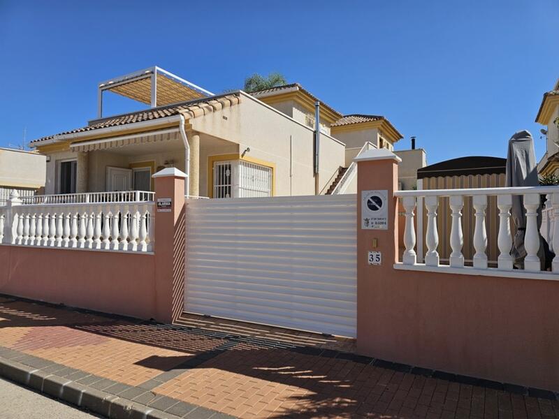 Villa till salu i Algorfa, Alicante