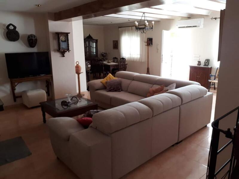 10 Cuarto Villa en venta