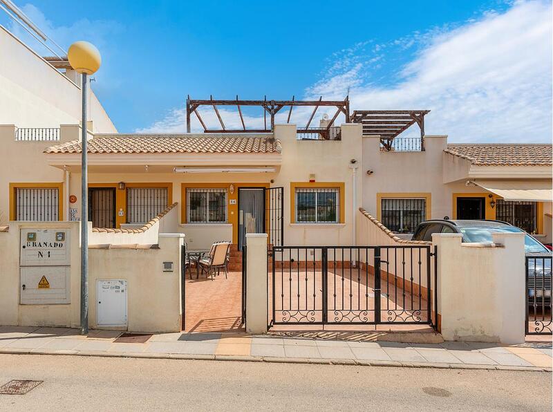 Townhouse for sale in Orihuela, Alicante