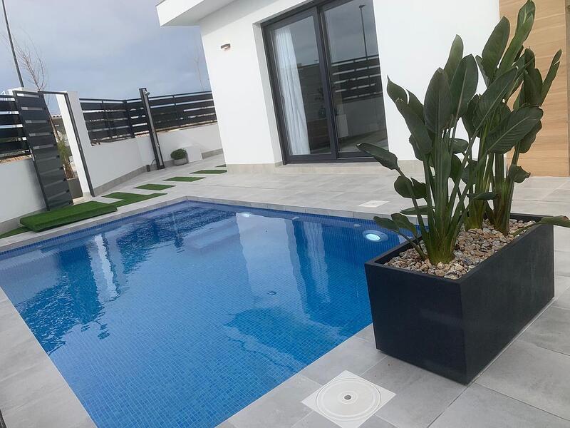 Villa for sale in Roldan, Murcia