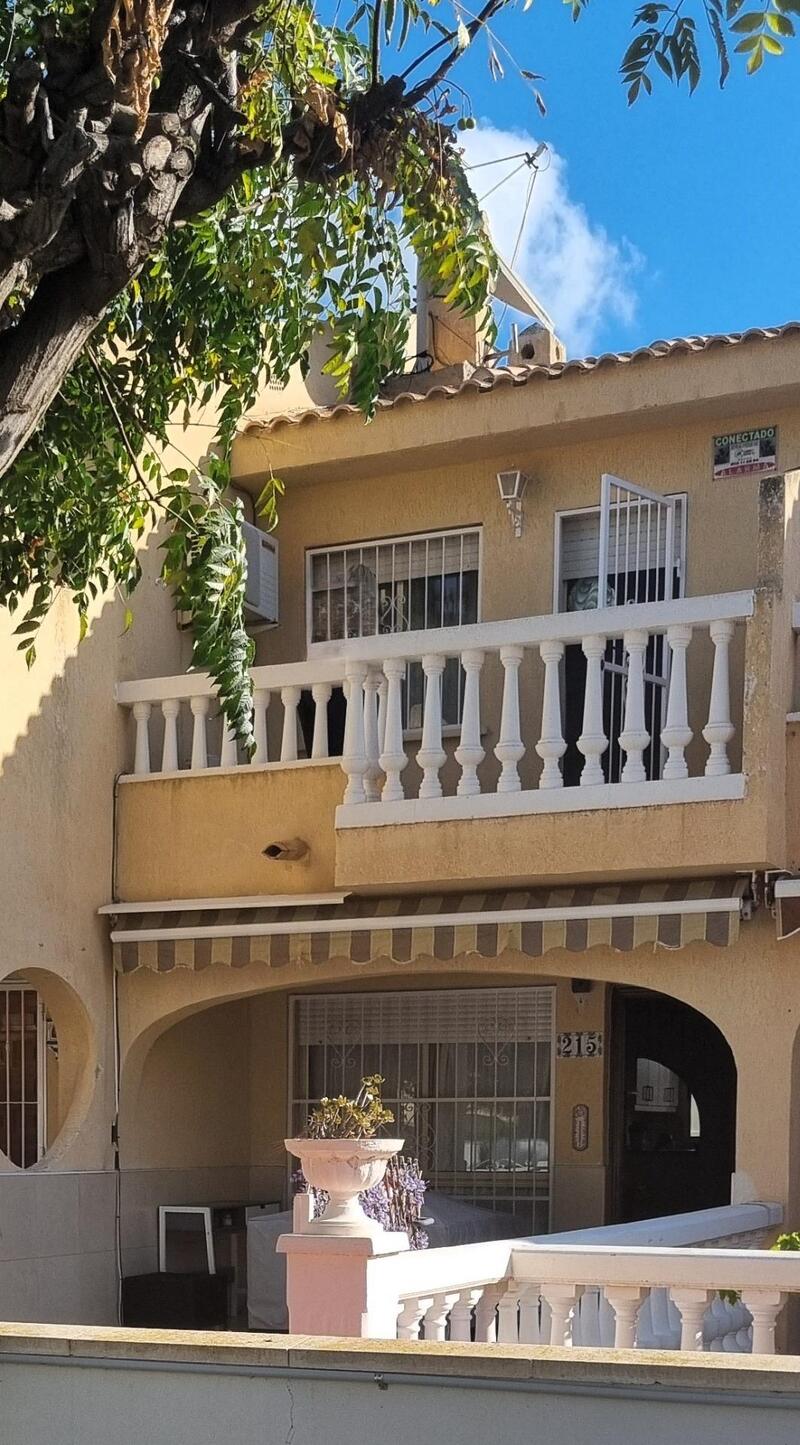 Townhouse for sale in El Campello, Alicante