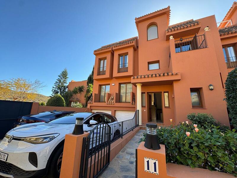 Villa for sale in La Manga Golf Club, Murcia