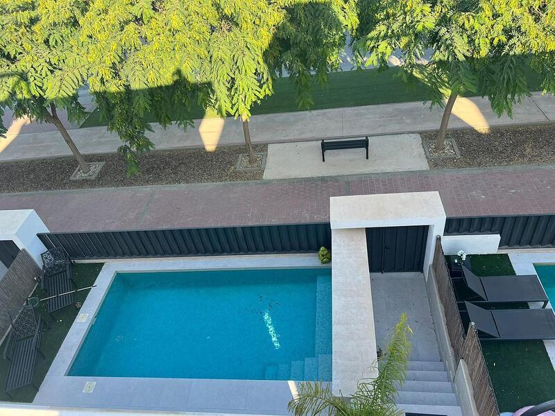 4 Cuarto Villa en venta