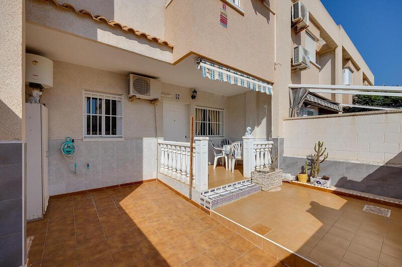 Townhouse for sale in Torrevieja, Alicante