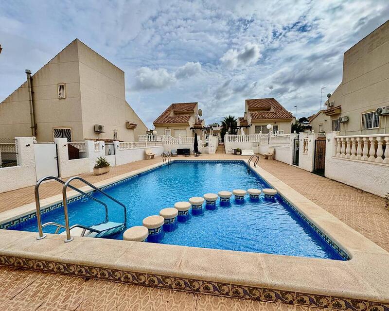 2 bedroom Villa for sale