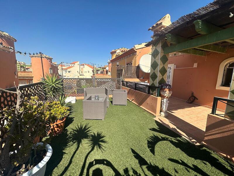 3 Cuarto Villa en venta