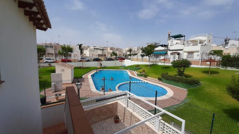 Townhouse for sale in Torrevieja, Alicante