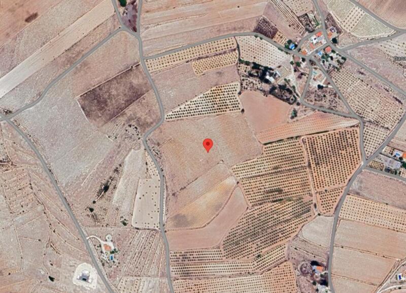 Land for sale in Pinoso, Alicante