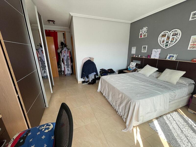 3 slaapkamer Appartement Te koop