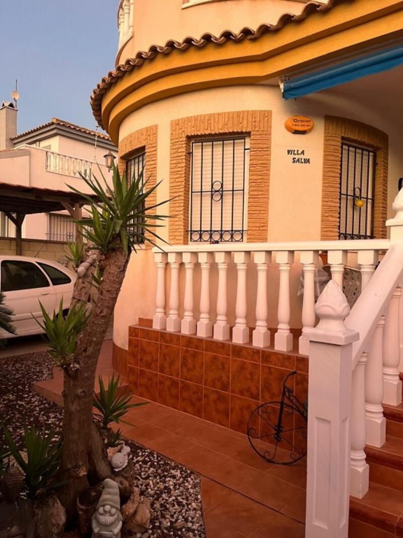 3 Cuarto Villa en venta