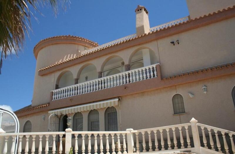 Villa till salu i La Manga del Mar Menor, Murcia