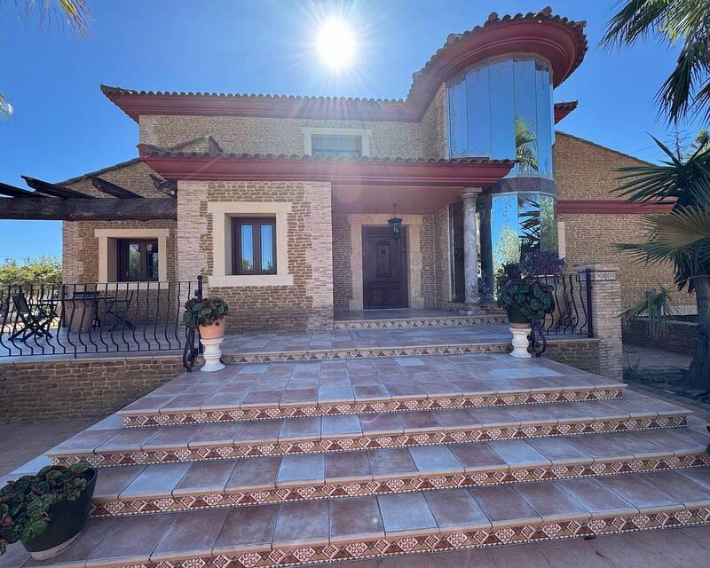 Casa de Campo en venta en Los Montesinos, Alicante