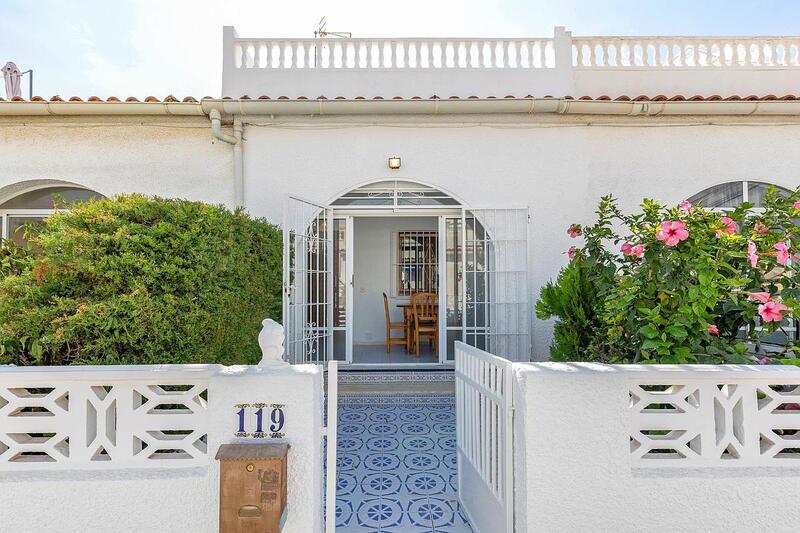 Townhouse for sale in Torrevieja, Alicante