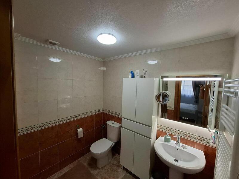 2 slaapkamer Appartement Te koop