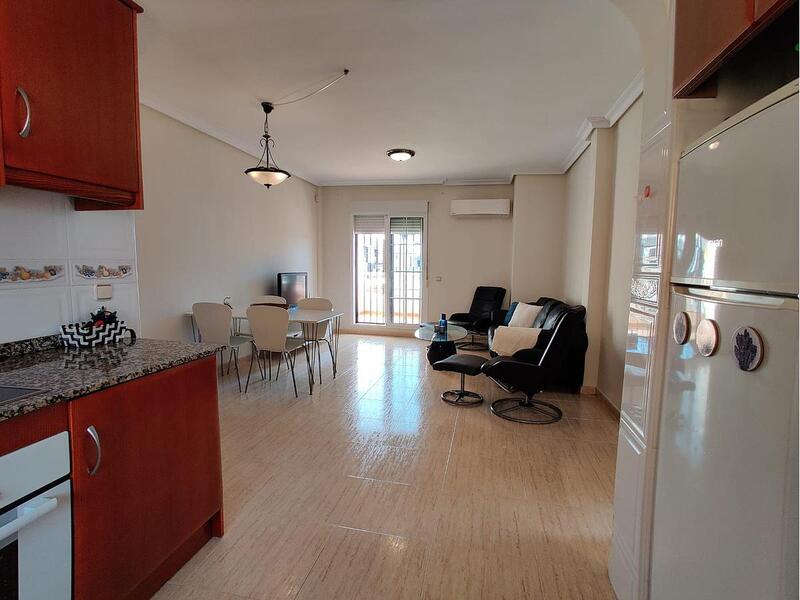 2 bedroom Apartment for sale