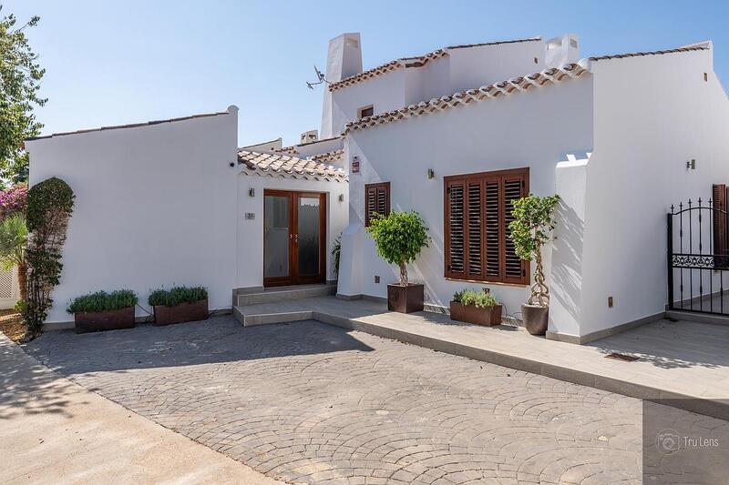 3 Cuarto Villa en venta