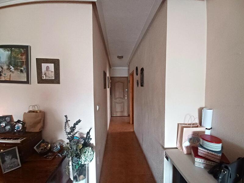 2 slaapkamer Appartement Te koop