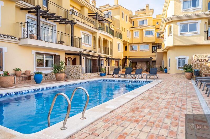 2 bedroom Apartment for sale