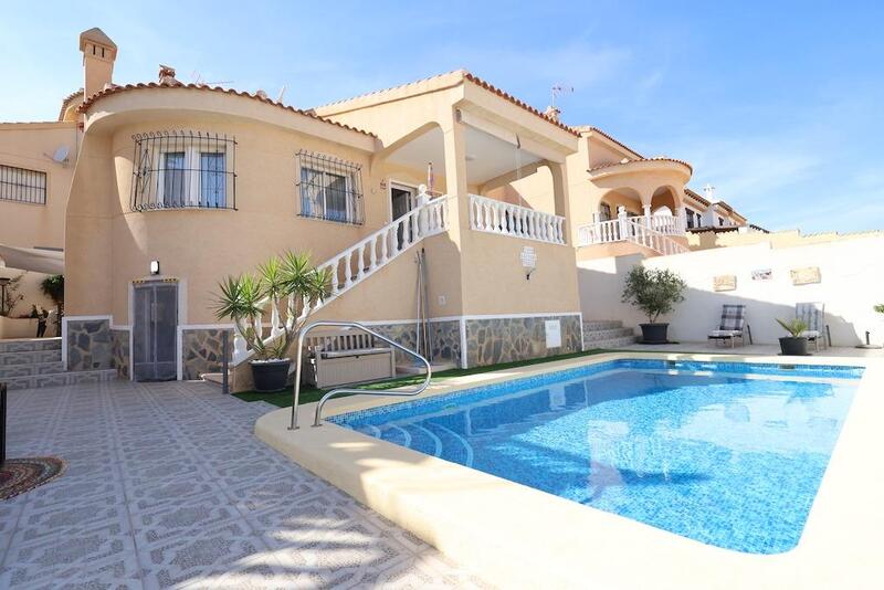 Villa for sale in Ciudad Quesada, Alicante