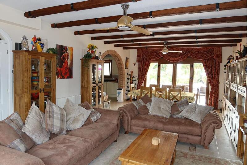 4 bedroom Country House for sale