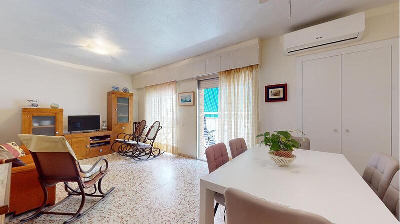 3 bedroom Apartment for sale