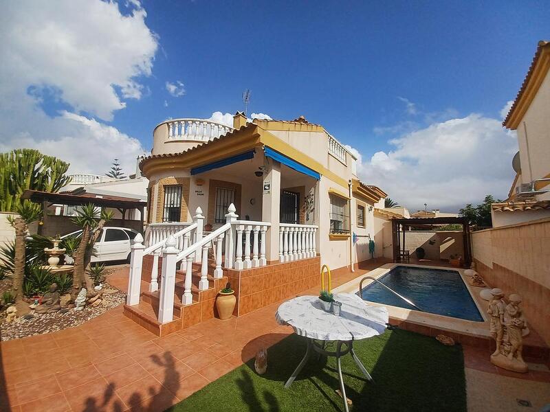 Villa en venta en Sucina, Murcia