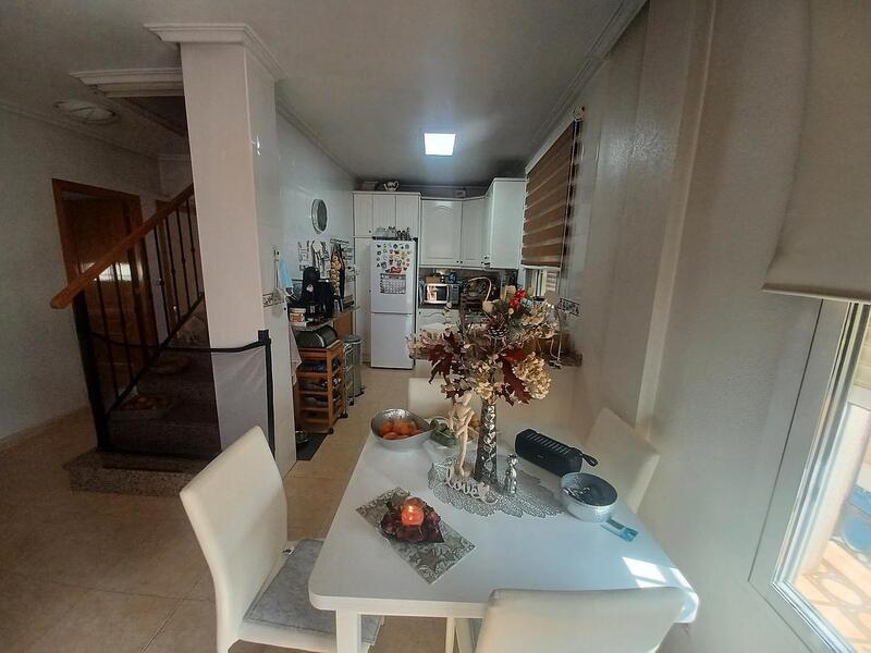 3 Cuarto Villa en venta