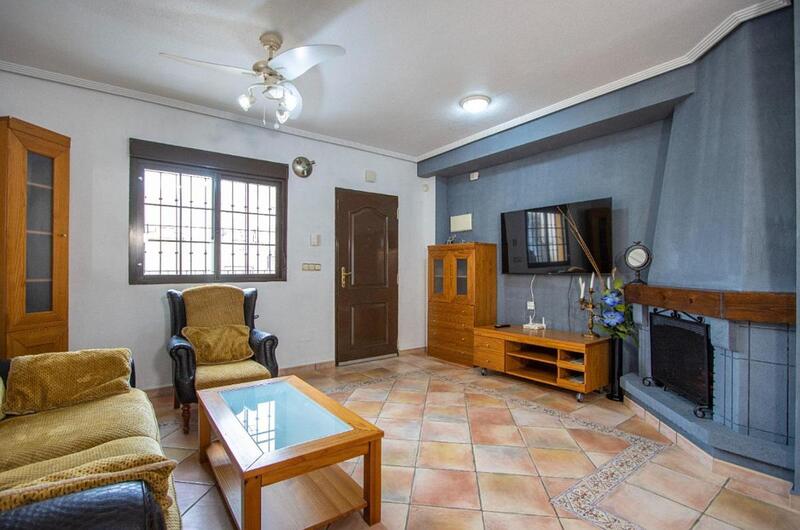 2 Cuarto Villa en venta