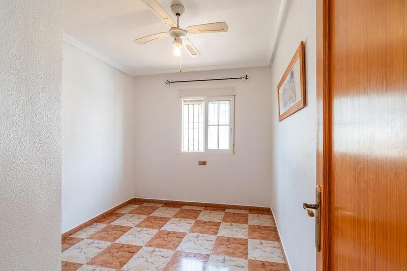 2 bedroom Townhouse for sale