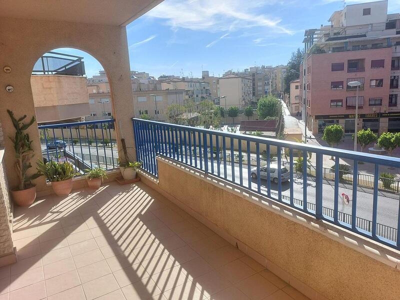 Appartement zu verkaufen in Orihuela, Alicante