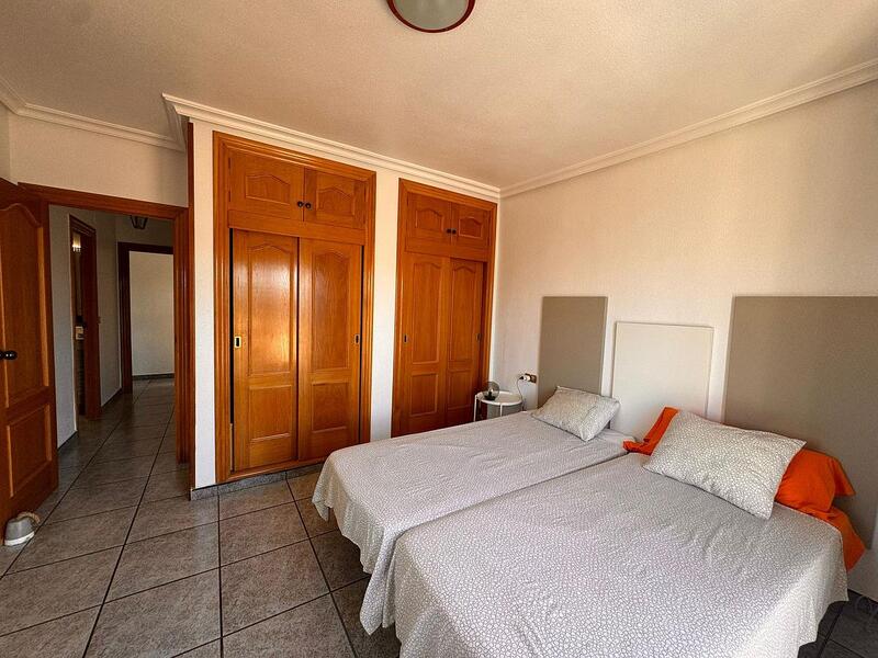 9 chambre Villa à vendre