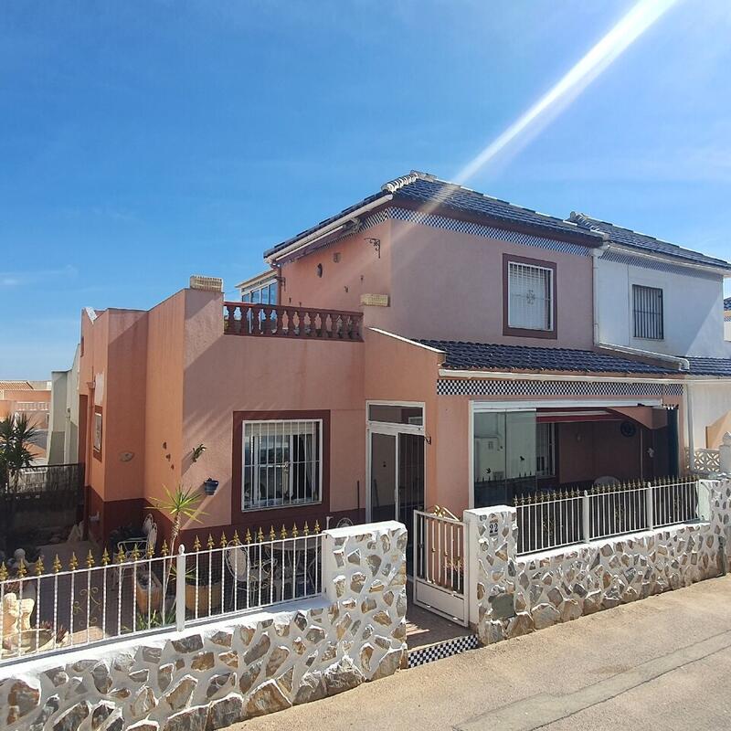 Maison de Ville à vendre dans Los Balcones, Alicante