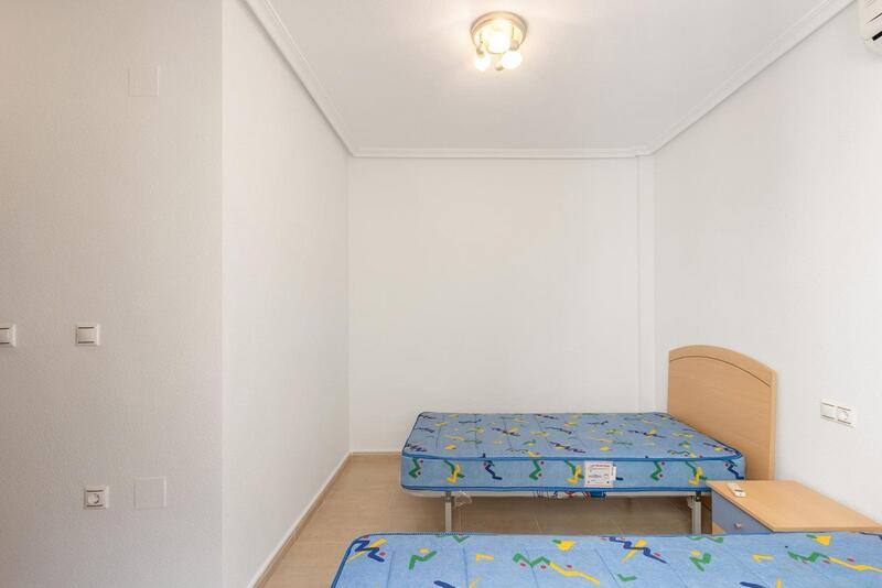 2 Schlafzimmer Stadthaus zu verkaufen