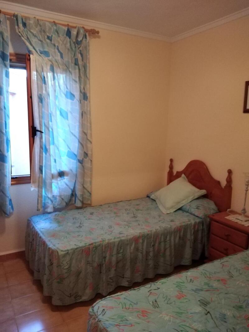 2 Cuarto Adosado en venta