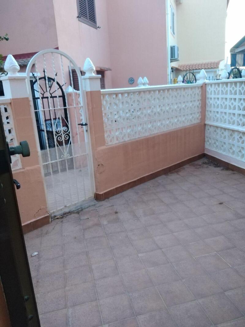 2 Cuarto Adosado en venta