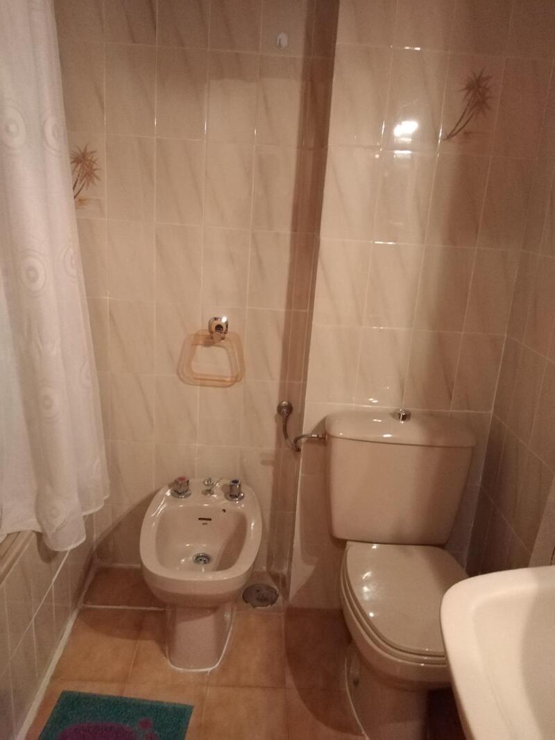 2 Cuarto Adosado en venta