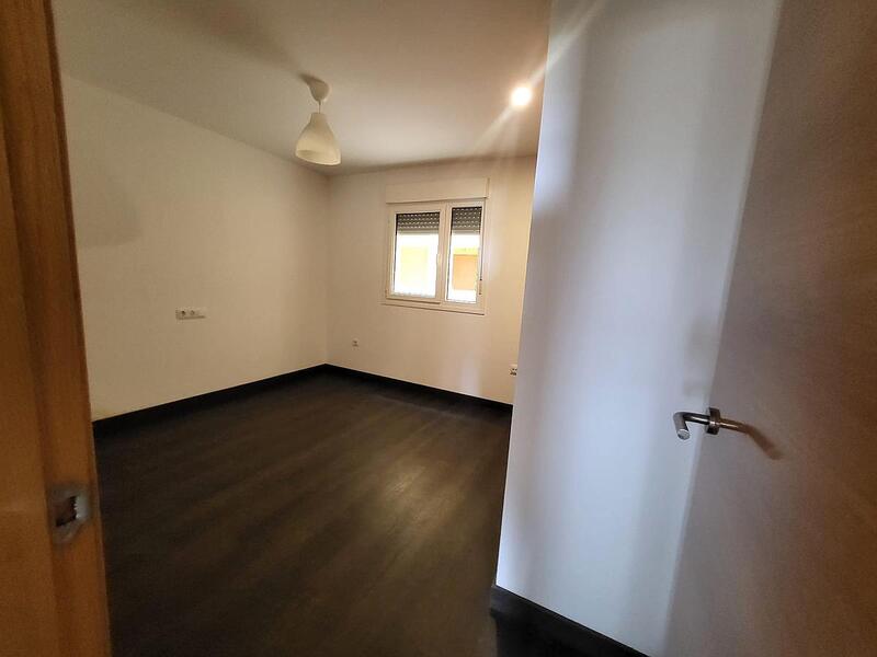 2 slaapkamer Appartement Te koop