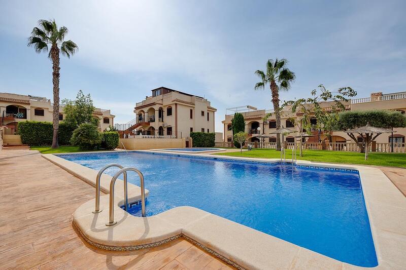 Townhouse for sale in Torrevieja, Alicante