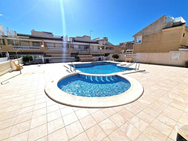 Apartment for sale in Torrevieja, Alicante